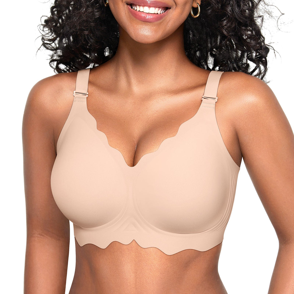 Scalloped Seamless Full Coverage Convertible Bra